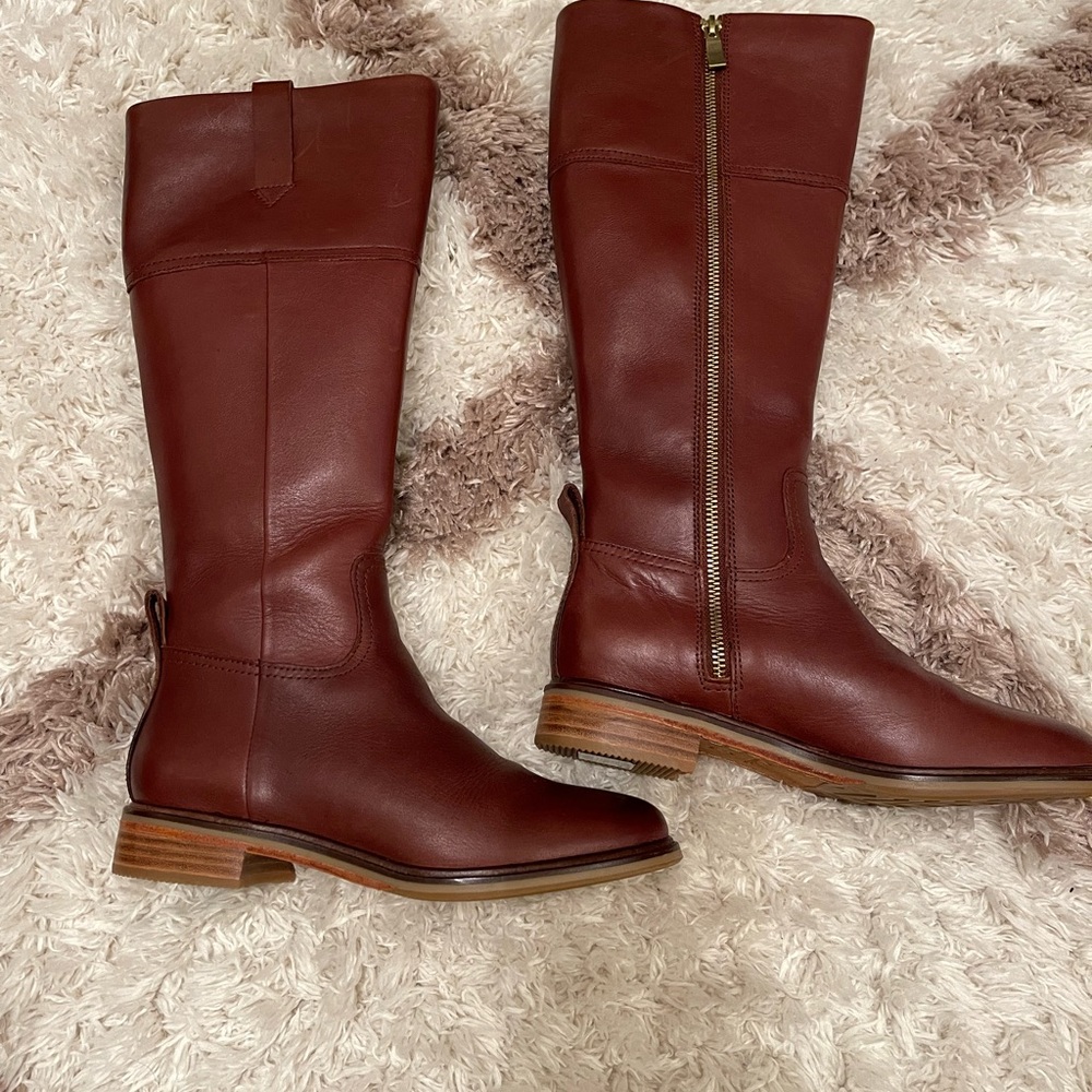 Clark’s Clarkdale Hi Dark Tan Leather Size 7M